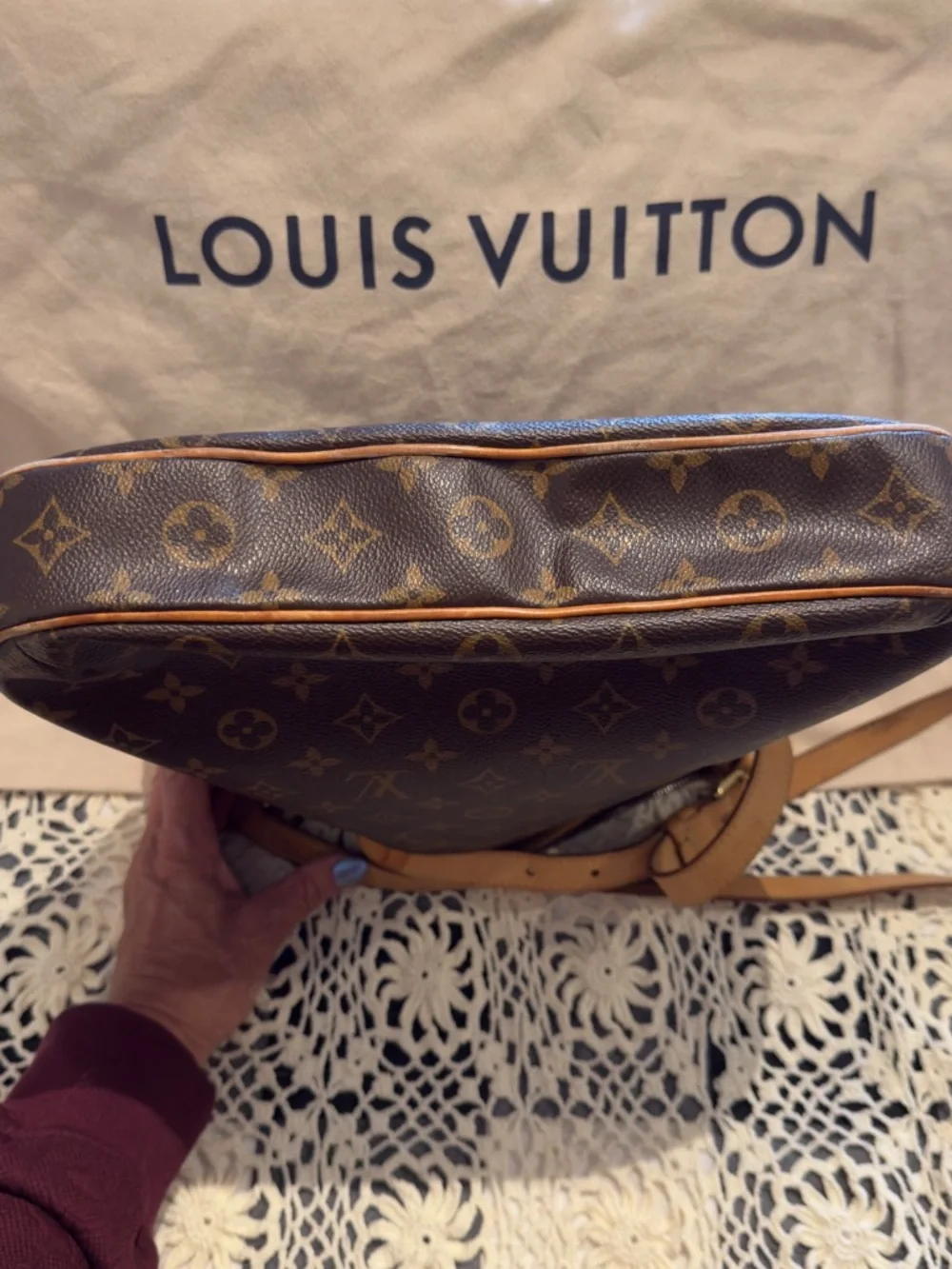 Louis Vuitton Odeon MM Brown Monogram Crossbody - Picture 6 of 12